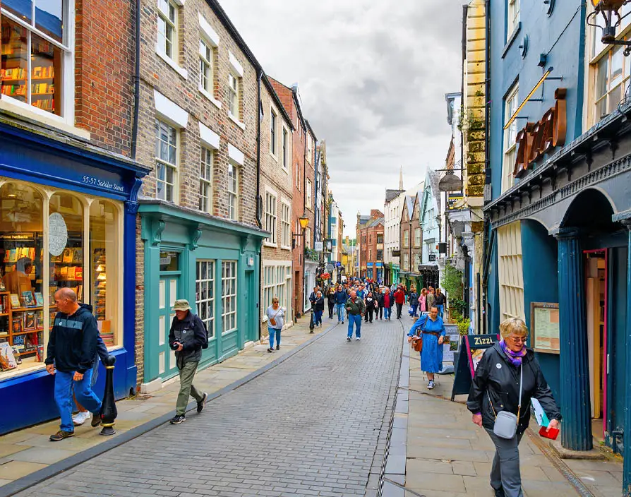 How Small UK Business Owners Can Build a Healthier Money Relationship